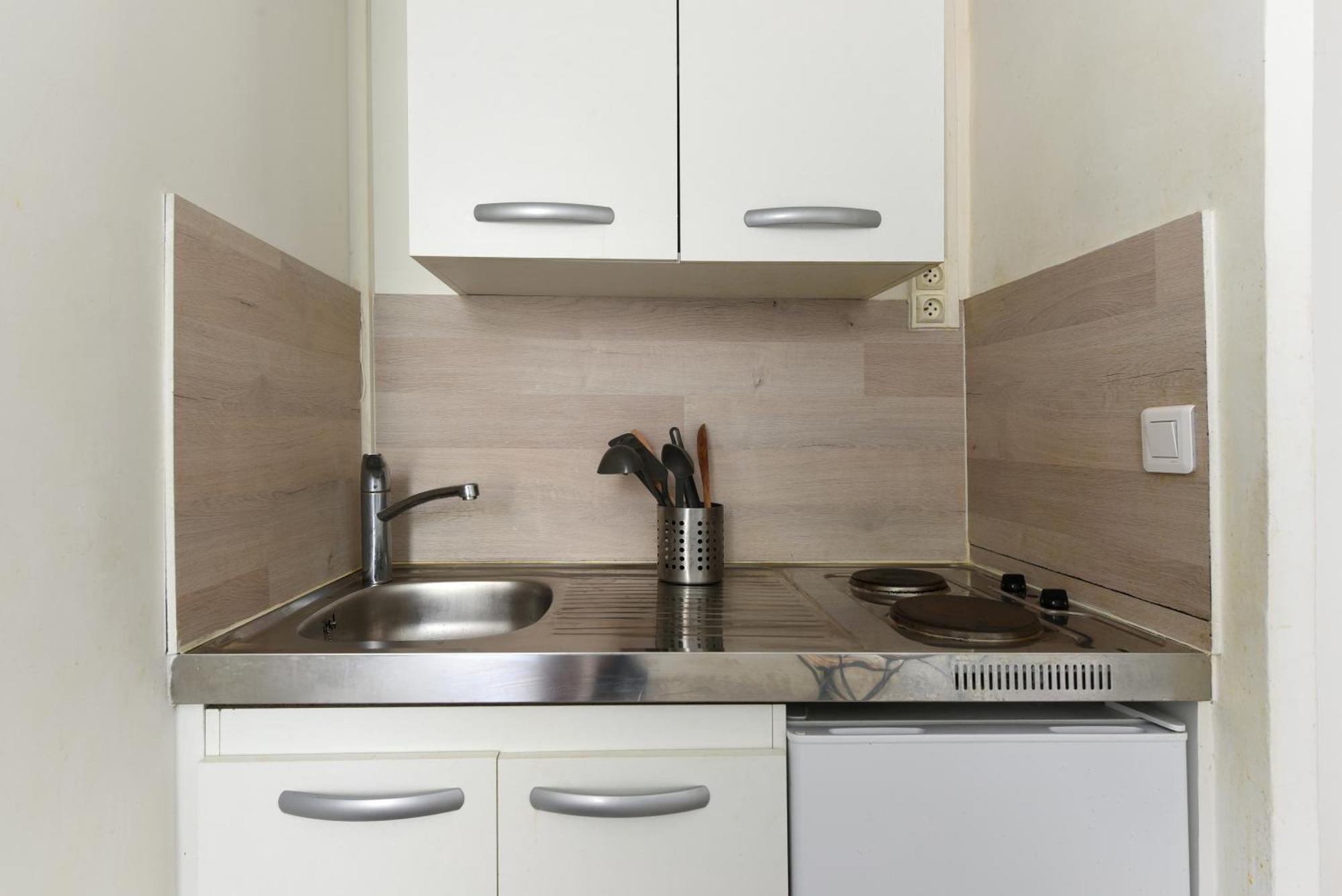 Studio Garrigue La Fare-les-Oliviers Ngoại thất bức ảnh